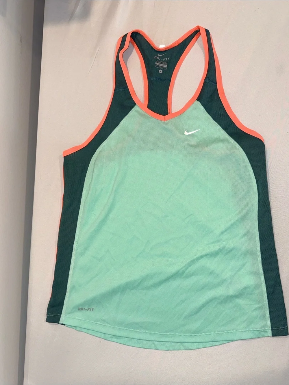 Nike Dri-Fit Women Green/Teal athletic Activewear Razorback Tank Top Size Medium